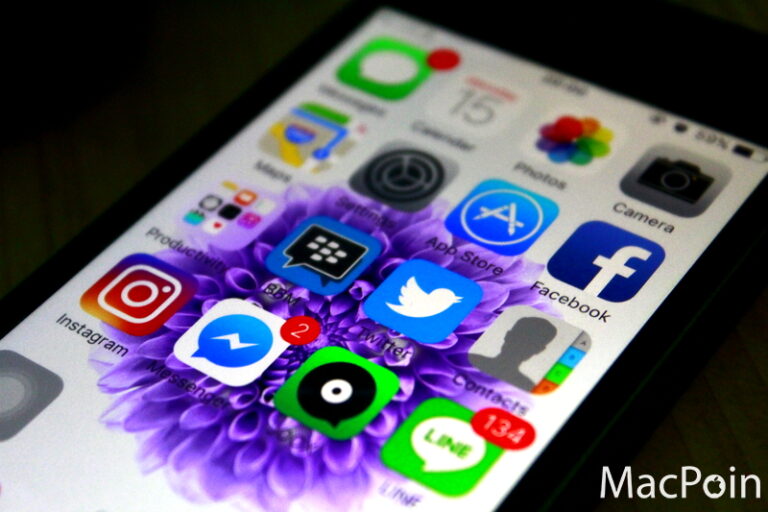 Cara Mematikan Auto-play Video Facebook di iPhone / iPad