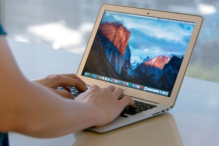 MacBook Bisa Menjalankan Semua Sistem Operasi Dengan Baik