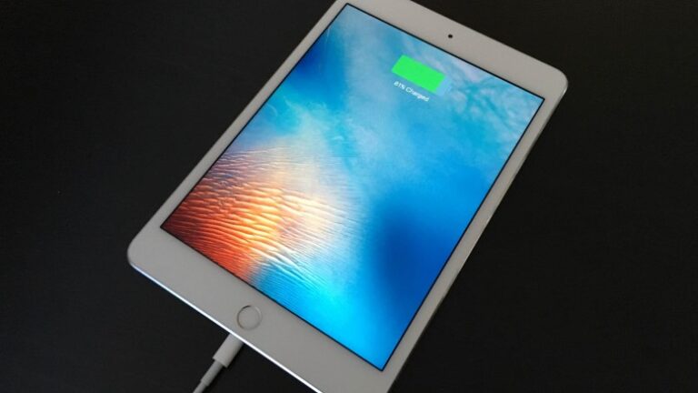 10 Cara Mengatasi Baterai Not Charging di iPhone dan iPad