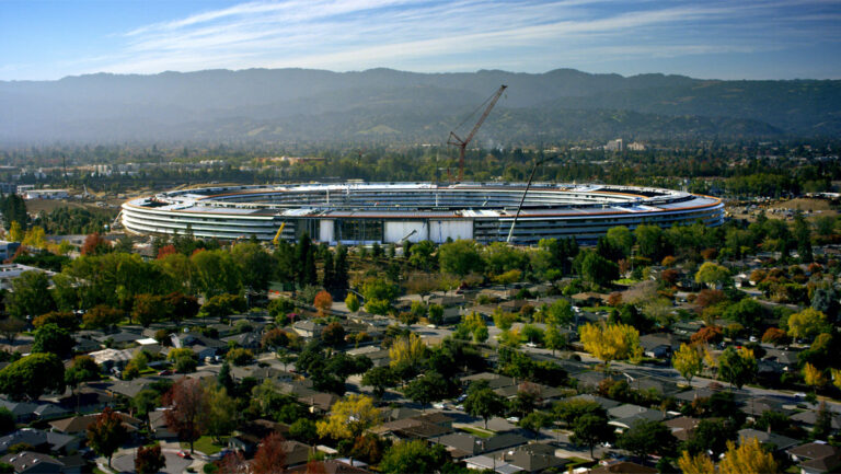 Video Keren Pembangunan Apple Park dari Citra Satelit