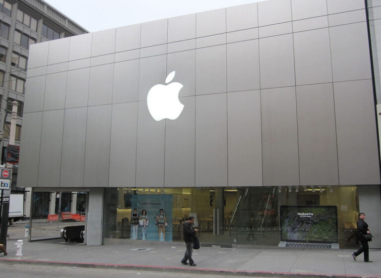 Apple Store di Bay Arena Kemalingan 5 Kali dalam 2 Minggu