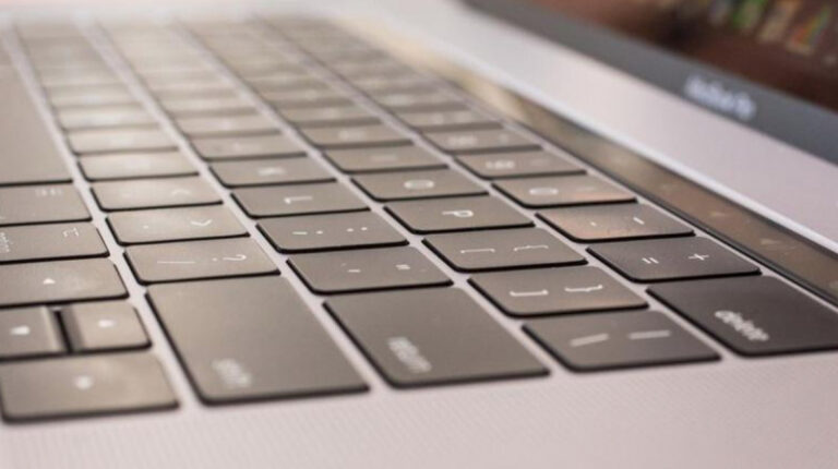 Dibuat Dengan Material Baru, Keyboard MacBook Pro 2019 Diklaim Lebih Baik