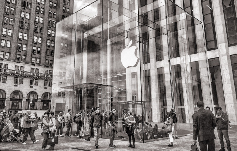 Apple Tutup Apple Store di Italia Karena Wabah Corona