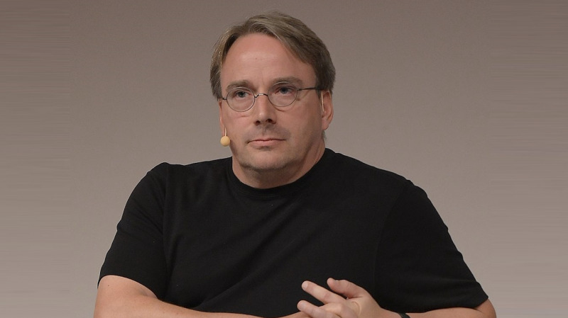 Linus Torvalds Puji Transisi Mac ke Apple Silicon